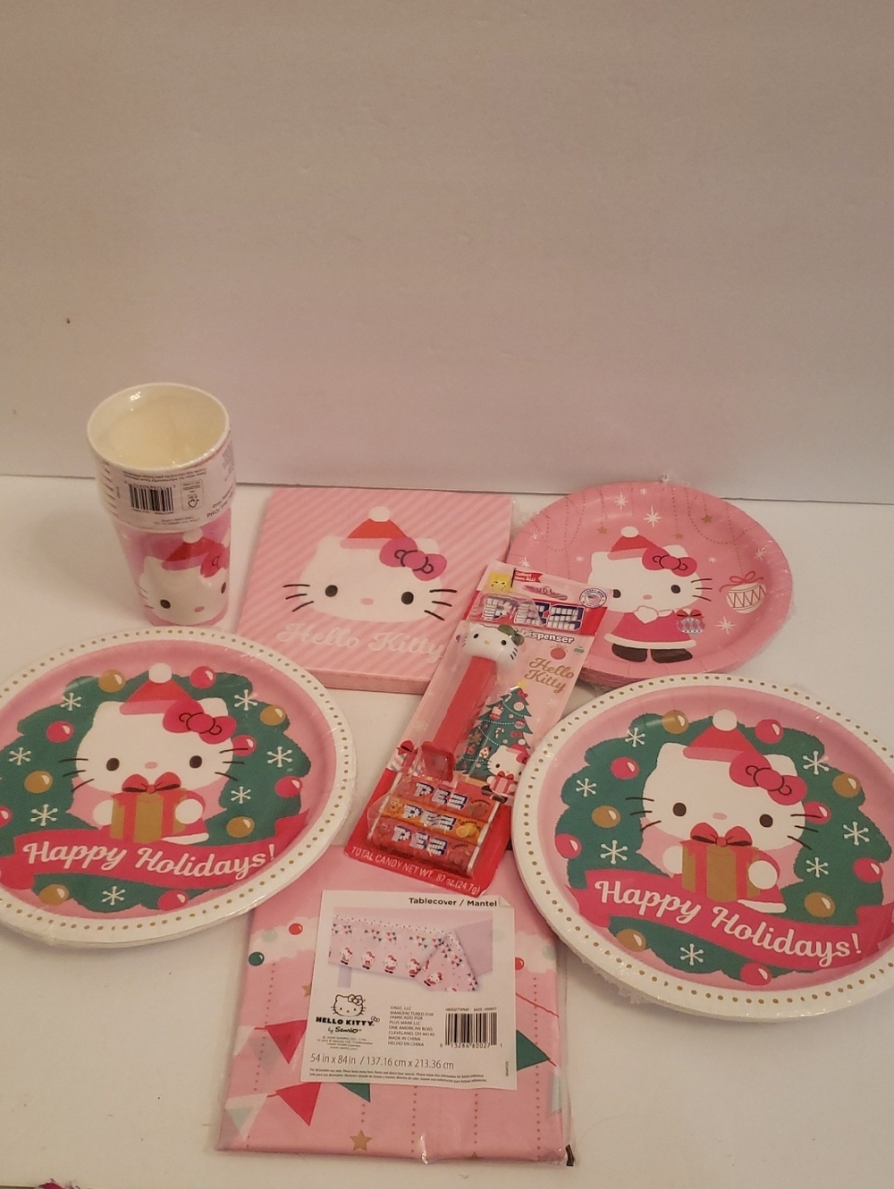 Hello Kitty Sanrio Happy Holidays Set Lot NWT